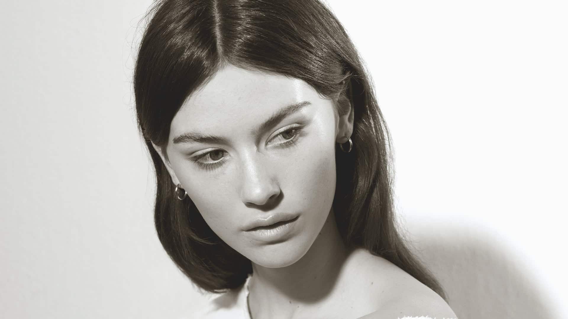 Featured image for “DISCOVER: Gracie Abrams, la nueva voz de una generación”