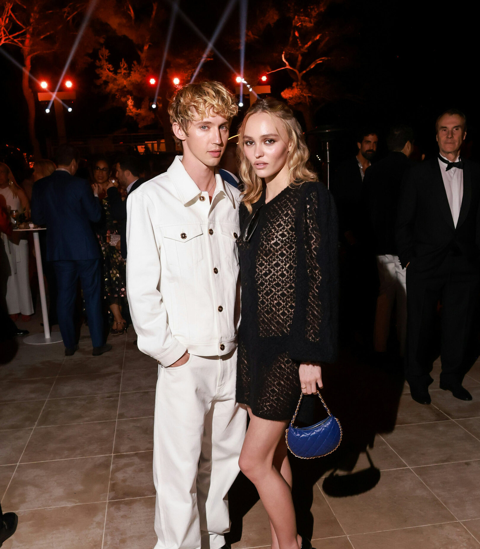 Featured image for “Troye Sivan revela el tracklist de ‘She’s the Best’: 12 canciones y Lily-Rose Depp como única colaboración”